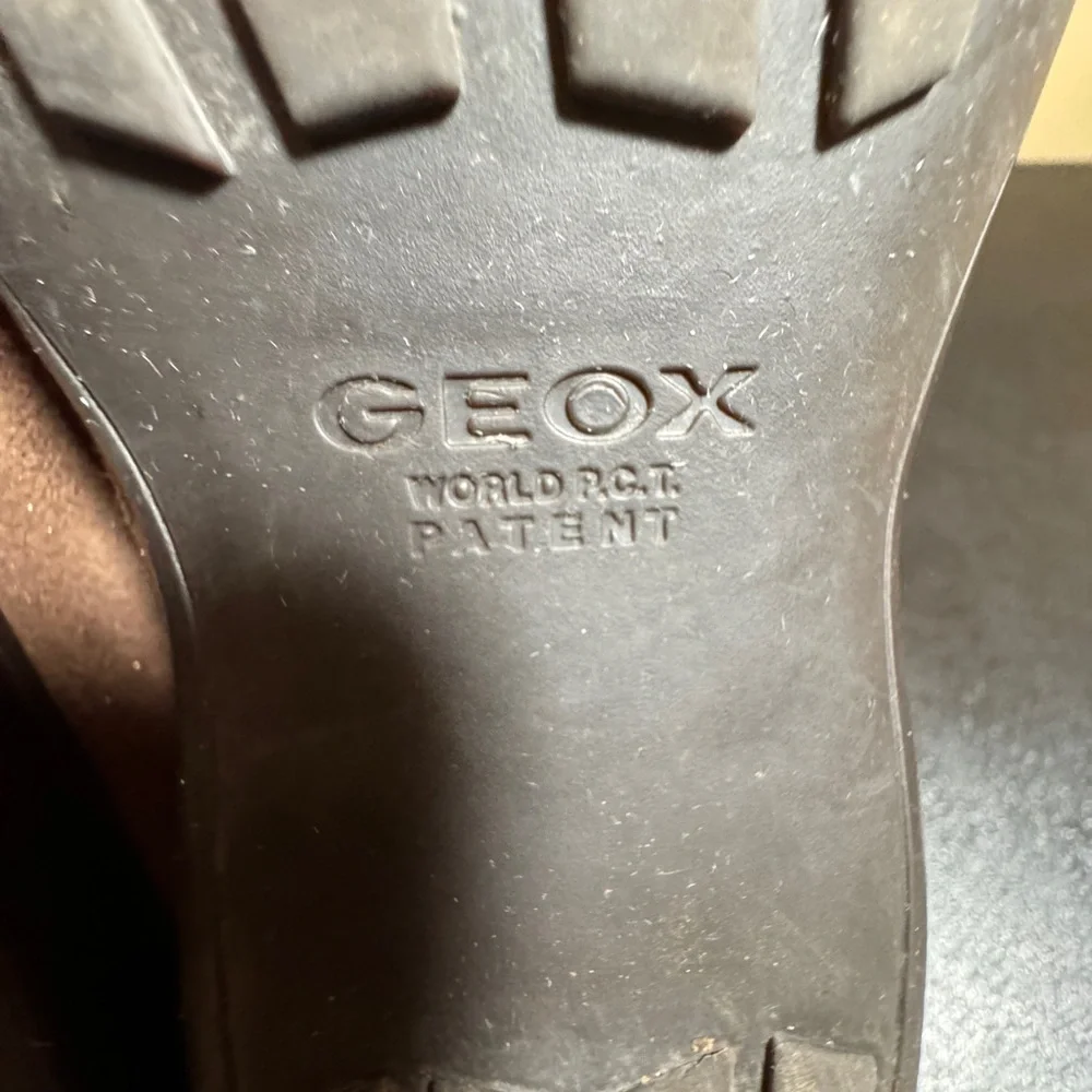Geox size 37 horsebit leather driving loafers with rhinestones brown